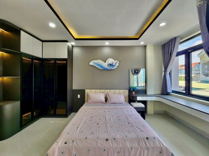 NHÀ RIÊNG – 3 TẦNG – DT: 4M x17M(68M2) – BÌNH THUẬN – QUẬN 7 – NHỈNH 7 TỶ.