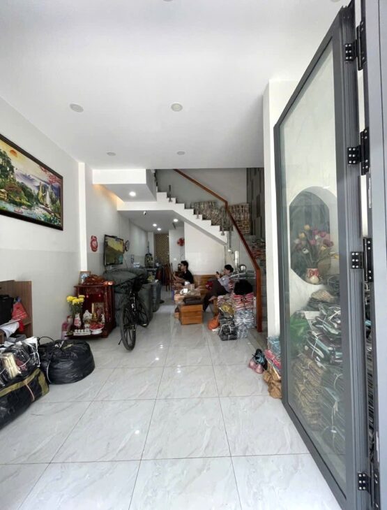 Chỉ 5.5 TỶ TL! 64M², HIẾM Ngang 5M, Nguyễn Văn Khối, Gò Vấp! Đang cho thuê 108tr/năm!!