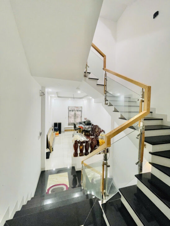 Giá chỉ 5.2 tỷ TL! 54m², 4 Tầng/3PN – gần chợ Hạnh Thông Tây – Lê Văn Thọ!