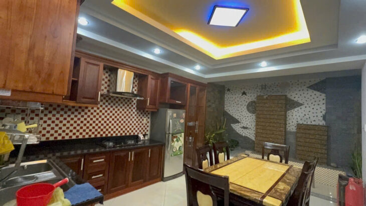 Giá Chỉ 7.x Tỷ TL! 65M² 4 Tầng/4pn Hẻm Xe Hơi, Lê Văn Thọ, NỞ HẬU TÀI LỘC!