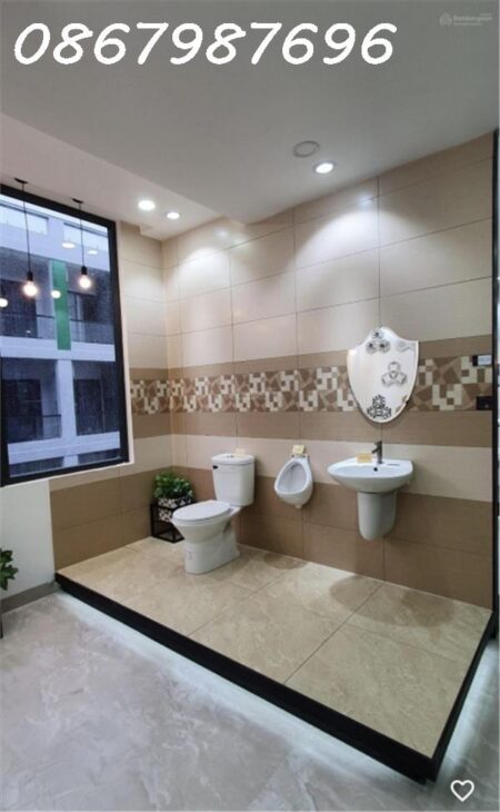 Thuê toà nhà 4 tầng mặt tiền lớn Thích Quảng Đức – VCN Phước Hải