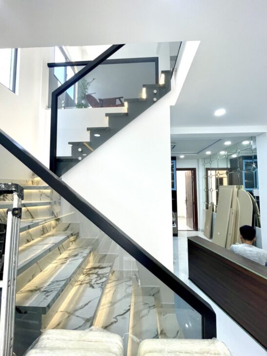 Bán nhà Bùi Văn Ba, Tân Thuận Đông, Quận 7, 60m2 (4.3×14), 3 PN chính chủ lâu năm 6.2 tỷ