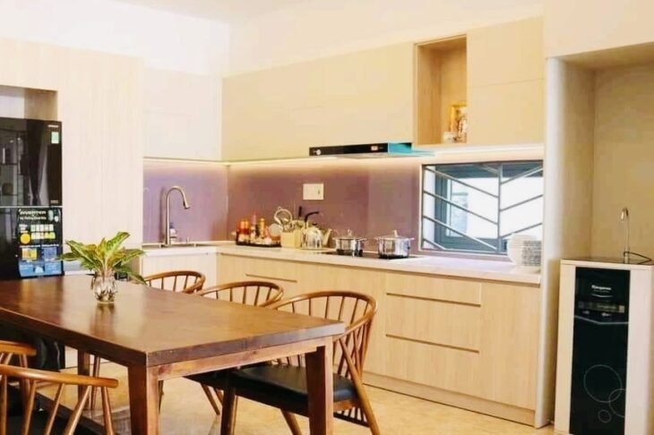 CC bá.n nhà Phạm Văn Đồng 37m thang máy- kinh doanh – ở sướng 9.35 tỷ