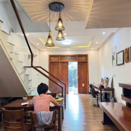 SIÊU PHẨM SIÊU RẺ! Nhà mới 3 tầng mặt tiền Lỗ Giáng, Hòa Xuân, dt 123m2, chỉ 5.2 tỷ