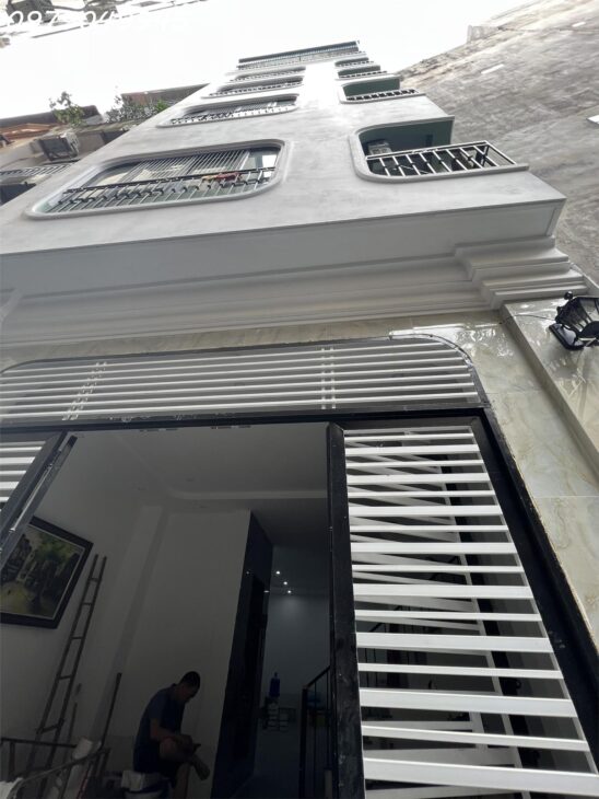 HIẾM, BÁN NHÀ CẦU DIỄN 33M2X5T, 70M Ô TÔ DỪNG ĐỖ, FULL ĐỒ, Ở NGAY, 5,5 TỶ