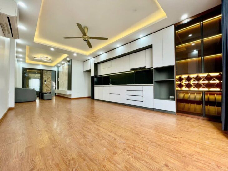 ???? Nhà Đẹp 6 Tầng, Gara 7 Chỗ -Trung Tâm Hành Chính Bắc Từ Liêm-Kinh doanh