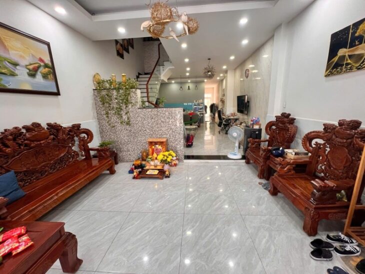 Bán nhà mặt phố Hiệp Bình Phước, Thủ Đức, 133m², 10.35 tỷ, 4PN, 4WC