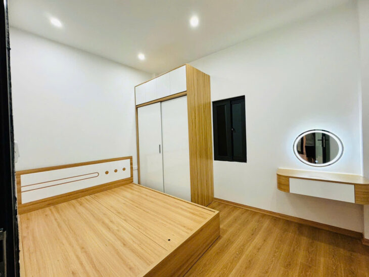 NHÀ KHƯƠNG TRUNG – 2 THOÁNG – NHÀ ĐẸP DT 34m2 6 tầng MT 3.6m Giá 8.85 tỷ