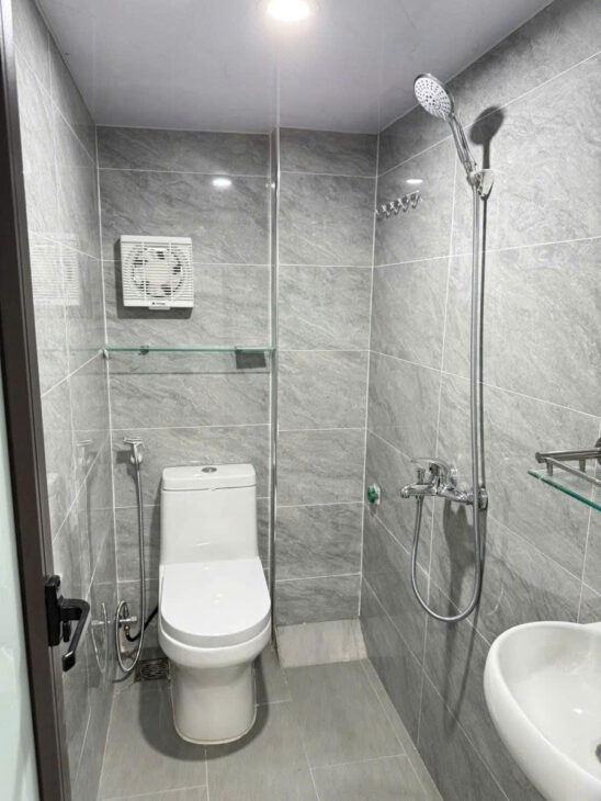 CCMN VƯƠNG THỪA VŨ – THANG MÁY- CĂN GÓC.DT 53m2 7 tầng MT 6.4m Giá 18.9 tỷ