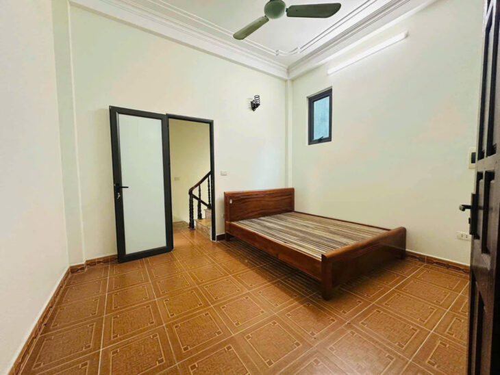 BÁN NHÀ HỒNG MAI HAI BÀ TRƯNG – GẦN Ô TÔ DT 22m2 4 tầng mặt tiền 4m Giá 3 tỷ