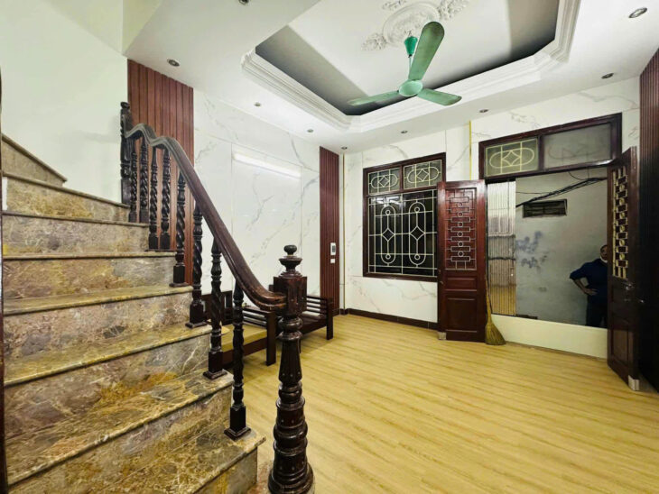 BÁN NHÀ HỒNG MAI HAI BÀ TRƯNG – GẦN Ô TÔ DT 22m2 4 tầng mặt tiền 4m Giá 3 tỷ