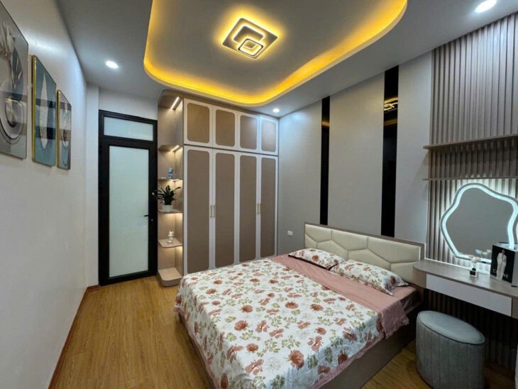 NGÕ 29 KHƯƠNG HẠ – GARA Ô TÔ – KINH DOANH – VIEW HỒ 46m2 5 tầng MT 3.4m Giá 14.95 tỷ