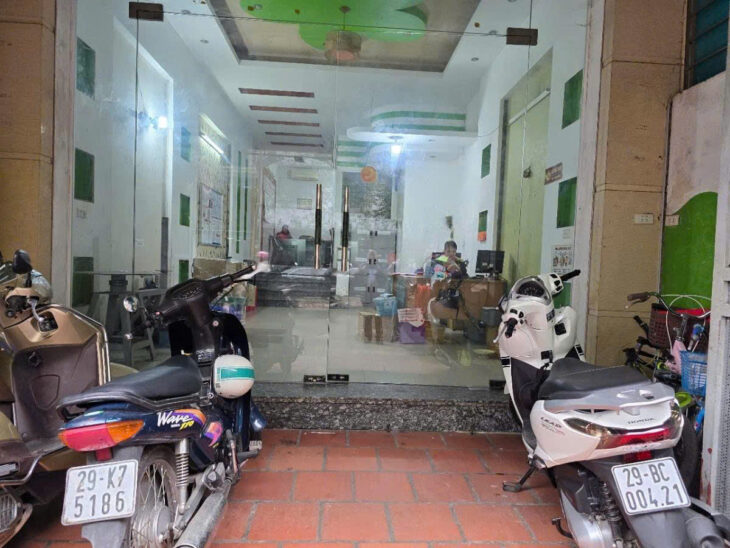 MẶT PHỐ ĐẶNG THUỲ TRÂM – Ô TÔ – KINH DOANH 62m2 4 tầng mặt tiền 4.7m Giá 34 tỷ