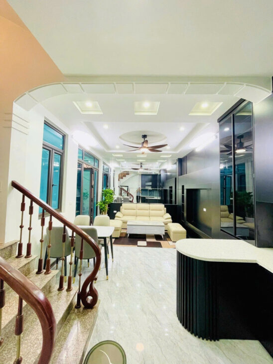 NHÀ XÃ ĐÀN – 50M RA MẶT PHỐ XÃ ĐÀN – NHÀ MƠI DT 34m2 5 tầng mt 5m Giá 8.25 tỷ