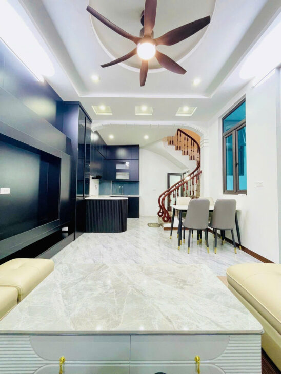 NHÀ XÃ ĐÀN – 50M RA MẶT PHỐ XÃ ĐÀN – NHÀ MƠI DT 34m2 5 tầng mt 5m Giá 8.25 tỷ