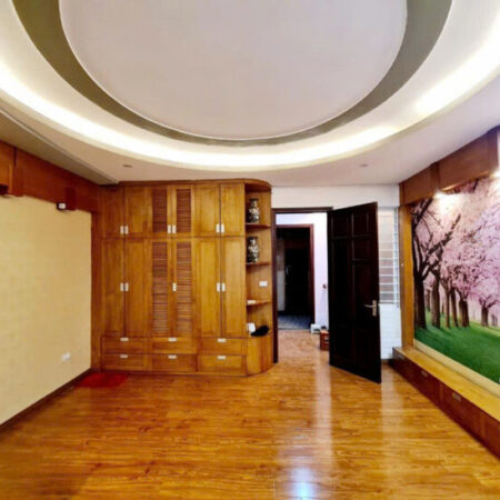 PL NGUYÊN HỒNG – Ô TÔ – VỈA HÈ-KINH DOANH DT 45m2 6 tầng MT 5m Giá 33 tỷ