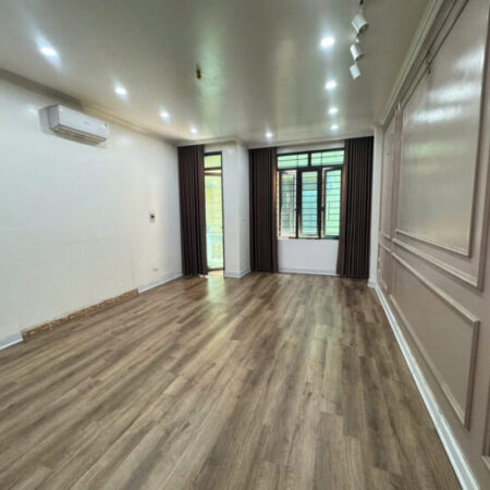 PL ĐỖ QUANG – KINH DOANH SẦM UẤT Diện Tích 38m2 5 tầng mặt tiền 4.1m Giá 17.9 tỷ