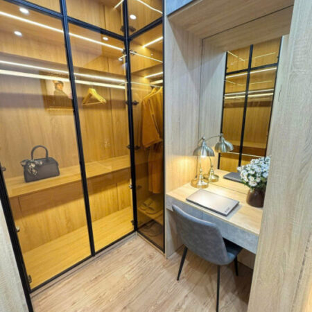 NHÀ ĐẸP TÂN MAI – NGÕ THÔNG KINH DOANH.Diện Tích 35m2 5 tầng mt 3.7m Giá 10 tỷ