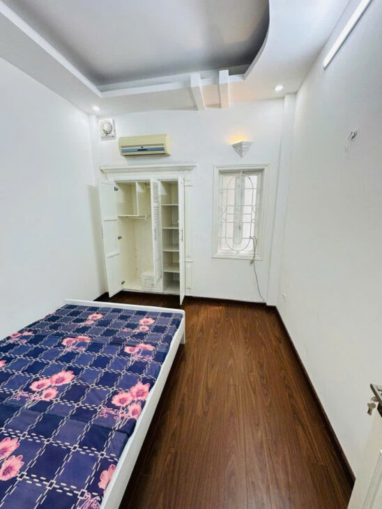 QUAN HOA CẦU GIẤY – NGÕ THÔNG LÔ GÓC 47m2 4 tầng mặt tiền 3.3m Giá 12.9 tỷ
