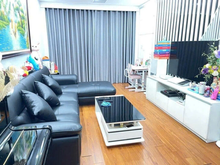PL PHÙNG CHÍ KIÊN Ô TÔ – KINH DOANH- FULL NỘI THẤT 52m2 6 tầng mt 3.3m Giá 18.6 tỷ