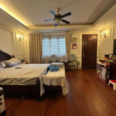 KHU LIỀN KỀ FAFIM – NGUYỄN TRÃI – BẢO VỆ 24/24 Dt 92m2 5 tầng mt 5.5m Giá 37.5 tỷ