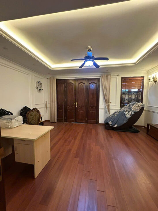 KHU LIỀN KỀ FAFIM – NGUYỄN TRÃI – BẢO VỆ 24/24 Dt 92m2 5 tầng mt 5.5m Giá 37.5 tỷ