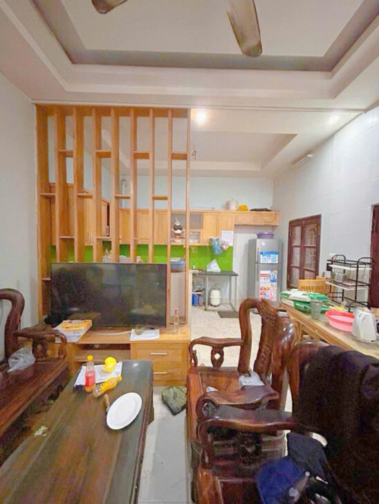 PHỐ VĂN HƯƠNG TÔN ĐỨC THẮNG NGÕ RỘNG LOGOC – 41m2 4 tầng mt 4.3m Giá 7.5 tỷ