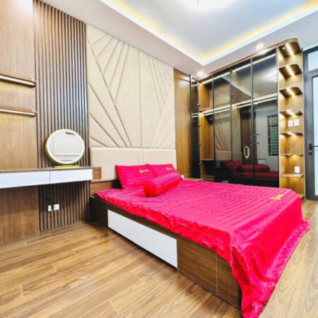 TRẦN QUỐC VƯỢNG – CẦU GIẤY VIP – HAI MẶT NGÕ – 41m2 5 tầng mặt tiền 3.3m Giá 9.85 tỷ