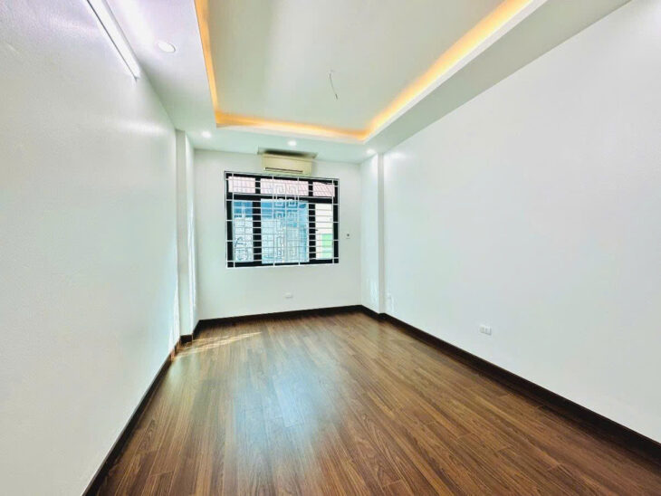 TRẦN QUỐC VƯỢNG – CẦU GIẤY VIP – HAI MẶT NGÕ – 41m2 5 tầng mặt tiền 3.3m Giá 9.85 tỷ