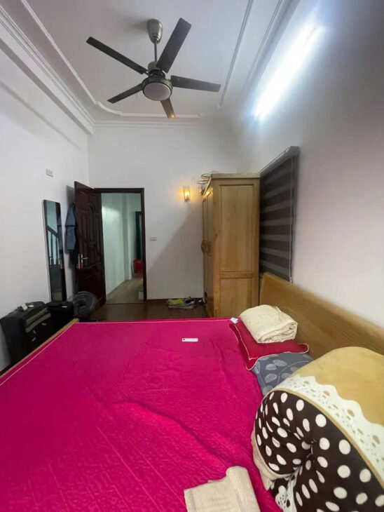 BÁN NHÀ LĨNH NAM 30M2 .5TẦNG. MẶT TIÈN.3M GIÁ 6.4 tỷ Hoàng Mai Hà Nội