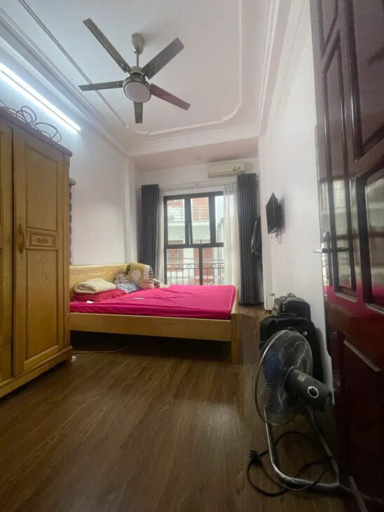 BÁN NHÀ LĨNH NAM 30M2 .5TẦNG. MẶT TIÈN.3M GIÁ 6.4 tỷ Hoàng Mai Hà Nội
