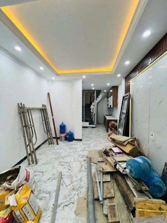 Bán Nhà Láng Hạ 30/33m2. 5 tầng. .mặt tiền 3m.giá 7.1 tỷ Đống Đa Hà Nội