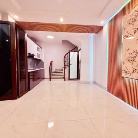 Bán Nhà Kim Hoa 27m2. 5 tầng. mặt tiền 6.5m. giá 6.9 tỷ Đống Đa hà Nội