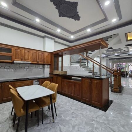 Bán nhà Mặt tiền ngay Lâm Văn Bền, Bình Thuận, Quận 7, 113m2 (5.1×22) 4 tầng, 16.5 tỷ