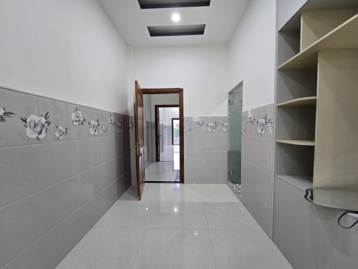 Bán nhà Mặt tiền ngay Lâm Văn Bền, Bình Thuận, Quận 7, 113m2 (5.1×22) 4 tầng, 16.5 tỷ
