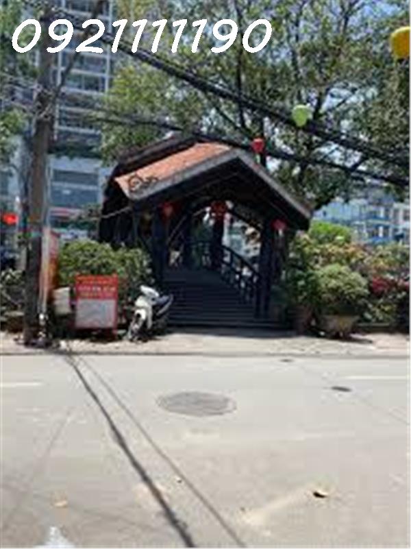 Bán gấp khu đất Vạn Phúc xe con đỗ cửa ngõ, gần kề khu vườn hoa, trường 2, giá 9,x tỷ