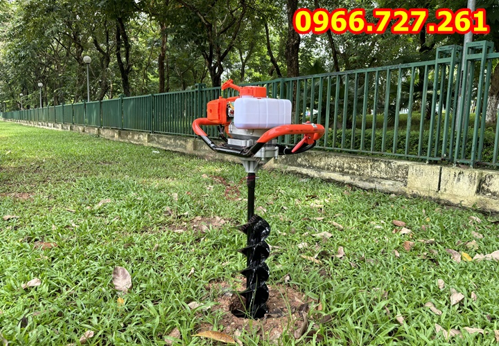 Máy khoan lỗ đất trồng cây cầm tay