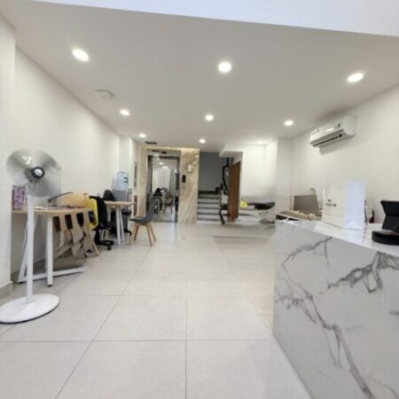 Bán nhà Mặt tiền trung tâm Quận 1, 66m2 (4.5×15) 5 tầng, Dòng tiền 90tr/tháng. Hiện 26 tỷ