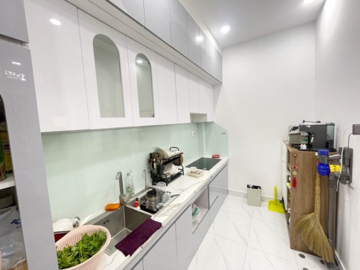 Bán nhà đẹp 4 tầng Nguyễn Văn Quỳ, Quận 7, 36m2 (4.5×8) chỉ 4.99 tỷ