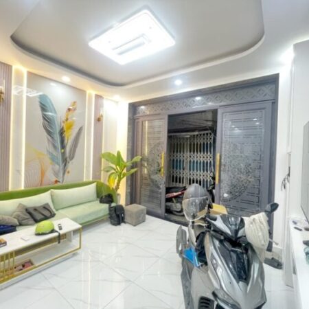 Bán nhà đẹp 4 tầng Nguyễn Văn Quỳ, Quận 7, 36m2 (4.5×8) chỉ 4.99 tỷ Bán nhà đẹp 4 tầng Nguyễn Văn Quỳ, Quận 7, 36m2 (4.5×8) chỉ 4.99 tỷ