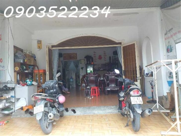 Bán nhà mặt phố tại Đường 1, 3,2 tỷ, 106m2, view đẹp, hàng hiếm tại Quận 9, HCM