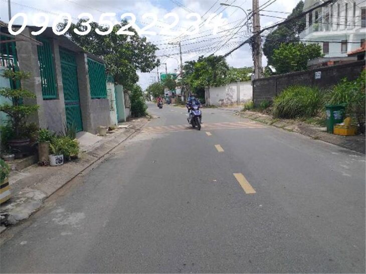 Bán nhà mặt phố tại Đường 1, 3,2 tỷ, 106m2, view đẹp, hàng hiếm tại Quận 9, HCM