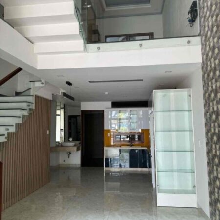 Bán nhà đường Tiểu La, vào ở ngay, Đà Nẵng