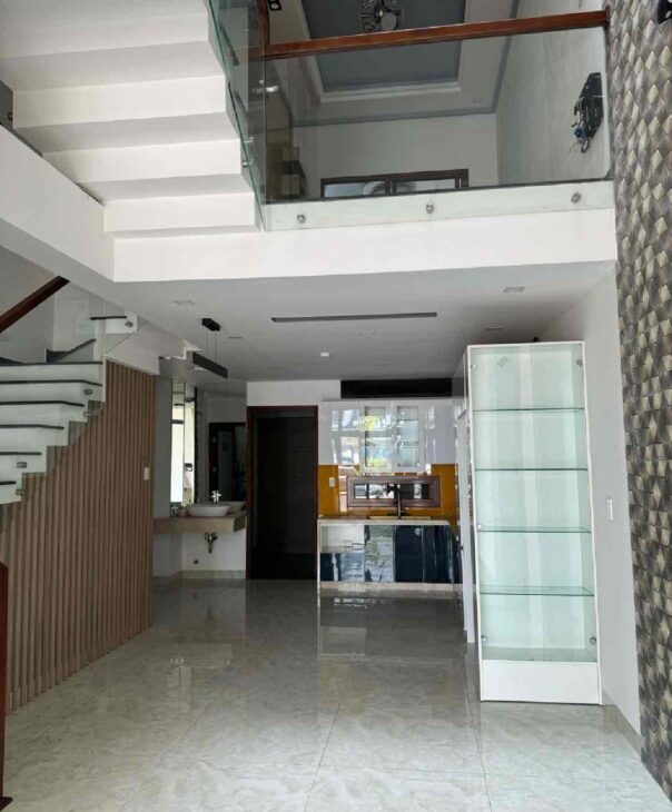 Bán nhà đường Tiểu La, vào ở ngay, Đà Nẵng