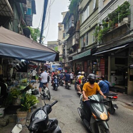 BÁN NHÀ TẬP THỂ MINH KHAI – HÀ NỘI – GIÁ HỜ 1 TỶ HƠN – SỔ ĐỎ CHÍNH CHỦ BÁN NHÀ TẬP THỂ MINH KHAI – HÀ NỘI – GIÁ HỜ 1 TỶ HƠN – SỔ ĐỎ CHÍNH CHỦ