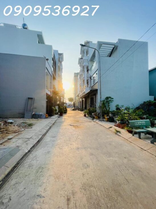NHÀ 5 TẦNG – NGANG 7.2M – PHÂN LÔ – Ô TÔ VÀO NHÀ – NHÀ MỚI CỨNG – PHÁP LÝ RÕ RÀNG