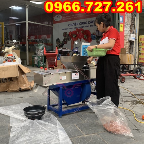 Máy bóc vỏ đậu lụa rang 600 kg/giờ Vinmax BVL60