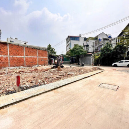 Bán đất full thổ cư 4x15m giá 3,4 tỷ Đường 5m Thạnh Xuân 43