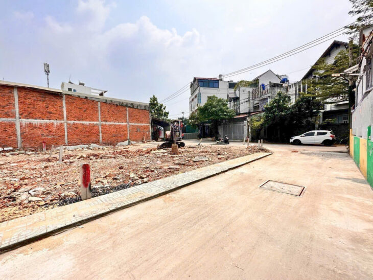 Bán đất full thổ cư 4x15m giá 3,4 tỷ Đường 5m Thạnh Xuân 43