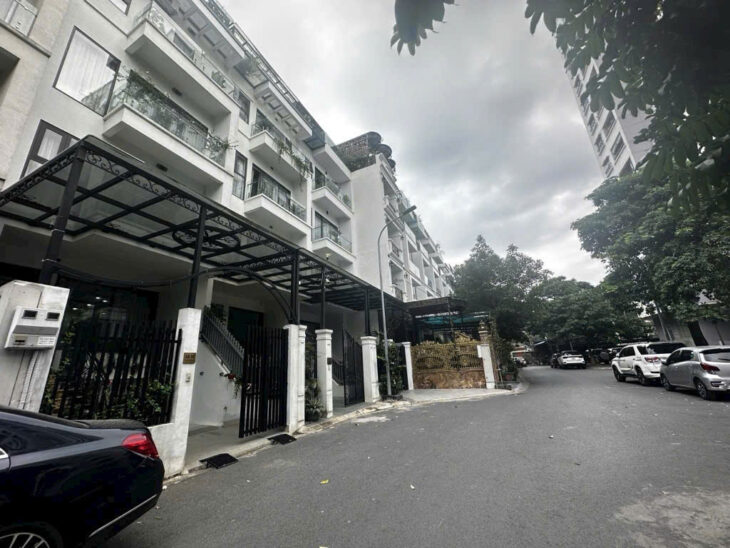 Bán liền kề VIP tại Hạ Đình – Q. Thanh Xuân – 5 tầng – giá chỉ hơn 29 tỷ